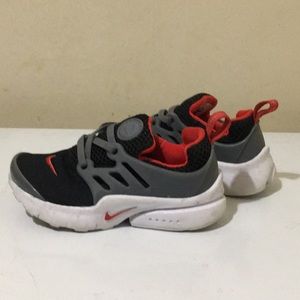 Toddler Nike presto